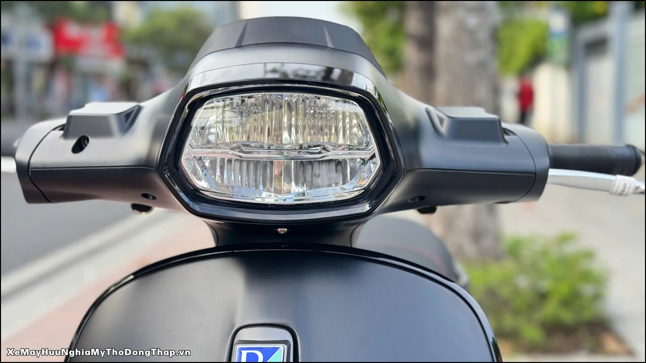 Vespa 50cc cho học sinh: Từ thiết kế, khả năng điều khiển đến chi phí sử dụng 6 Vespa Sprint S 150 2025 3