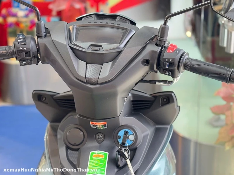 Chi tiết Yamaha Exciter 150 bản giới hạn đã về đến Yamaha Town Hữu Nghĩa 9 Chi tiet Yamaha Exciter 150 ban gioi han da ve den Yamaha Town Huu Nghia 14