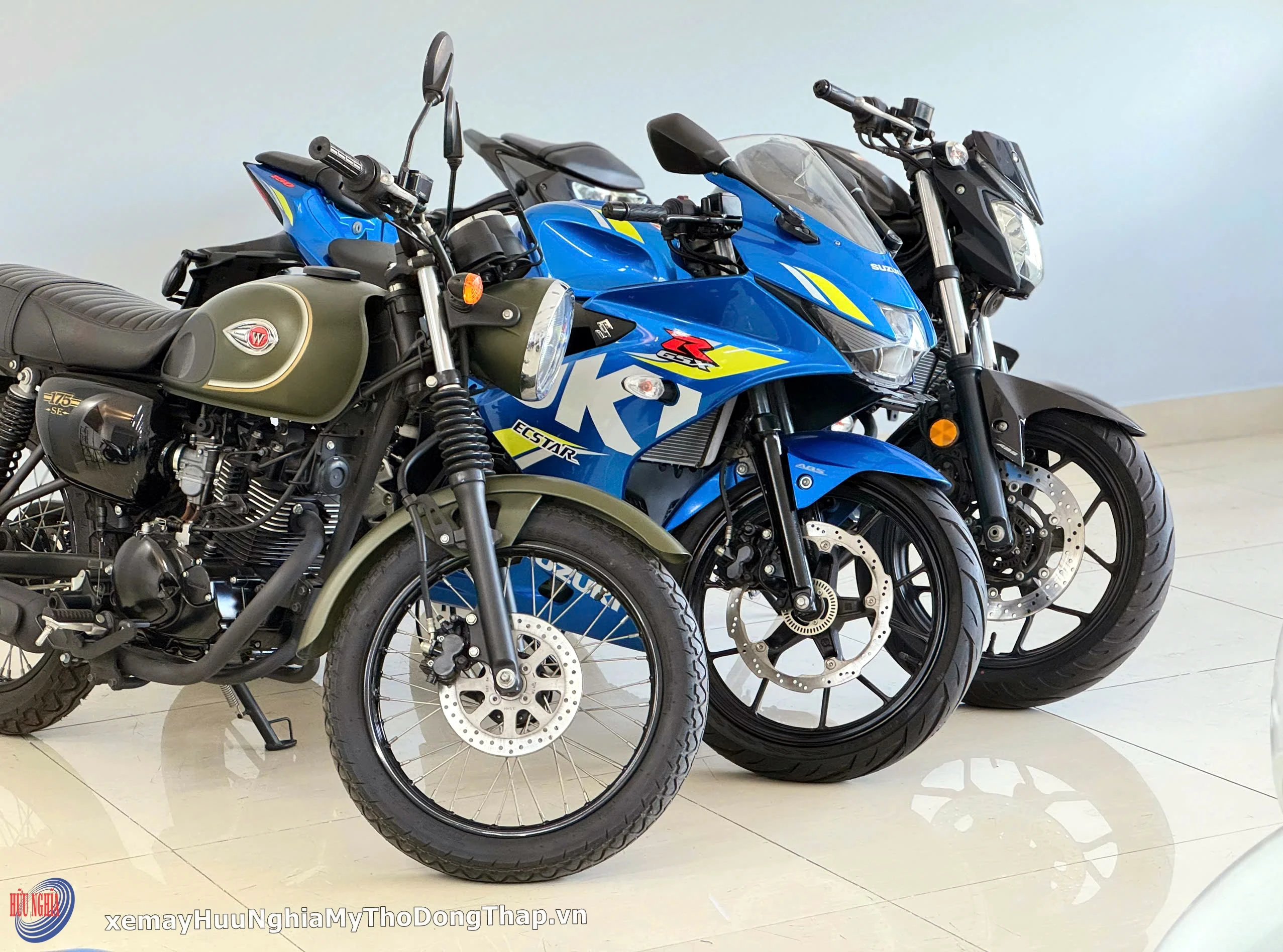 TOP 3 mau xe giam gia cuoi nam tai Xe May Nhap Khau Huu Nghia 1