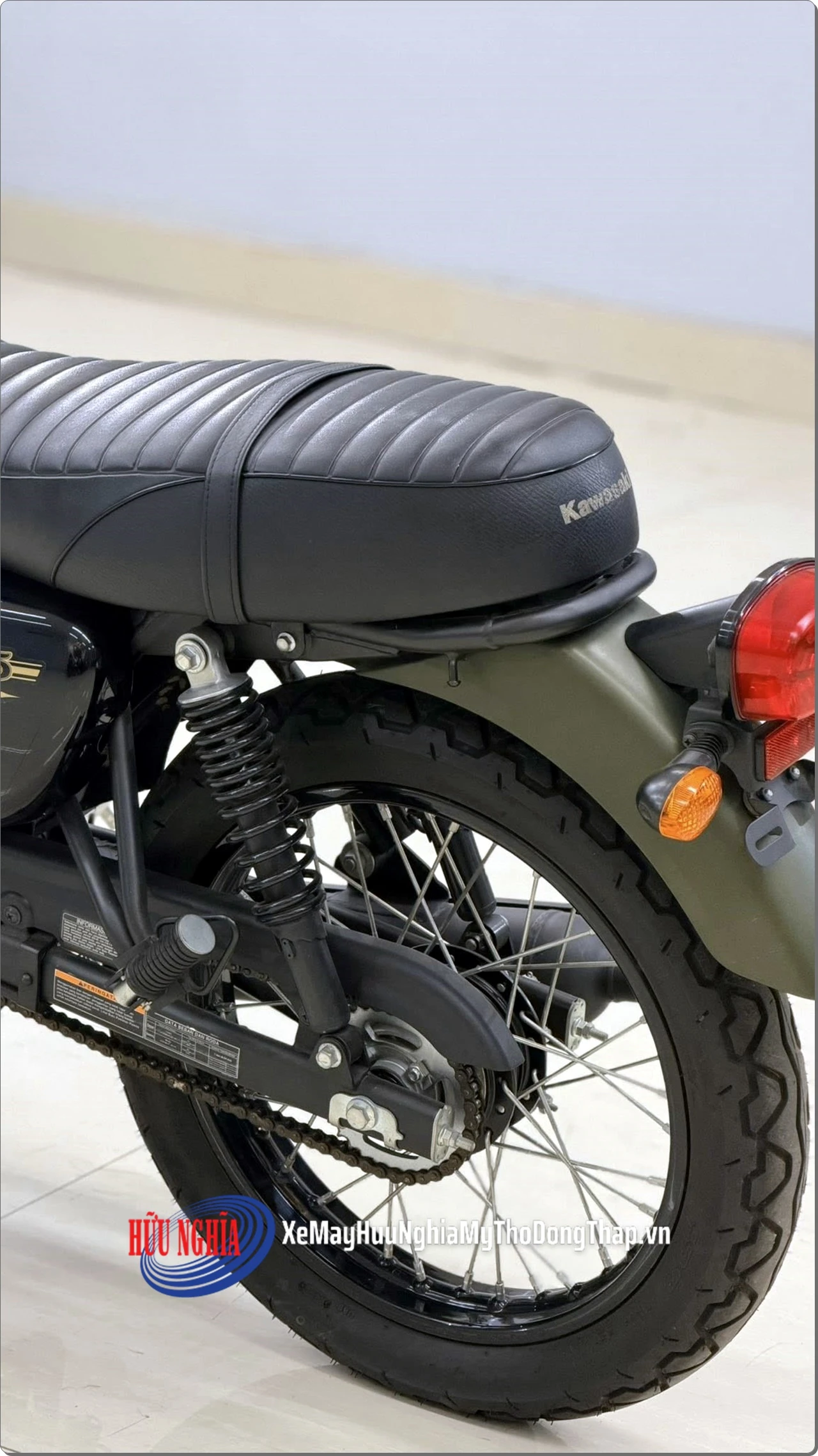 Kawasaki W175 đang có mặt tại Xe Máy Nhập Khẩu Hữu Nghĩa 7 Kawasaki W175 dang co mat tai Xe May Nhap Khau Huu Nghia 5