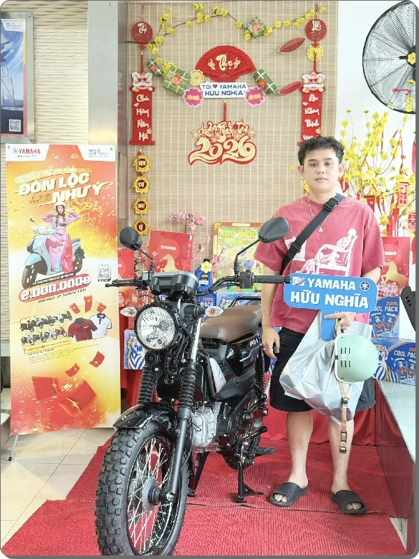 Dau xuan 2026 giao Yamaha PG 1 mau den tieu chuan – nhin la thay chat 2