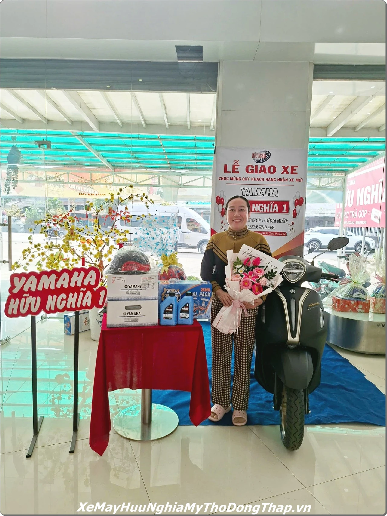 Xe May Huu Nghia chuc Quy khach nam 2026 18