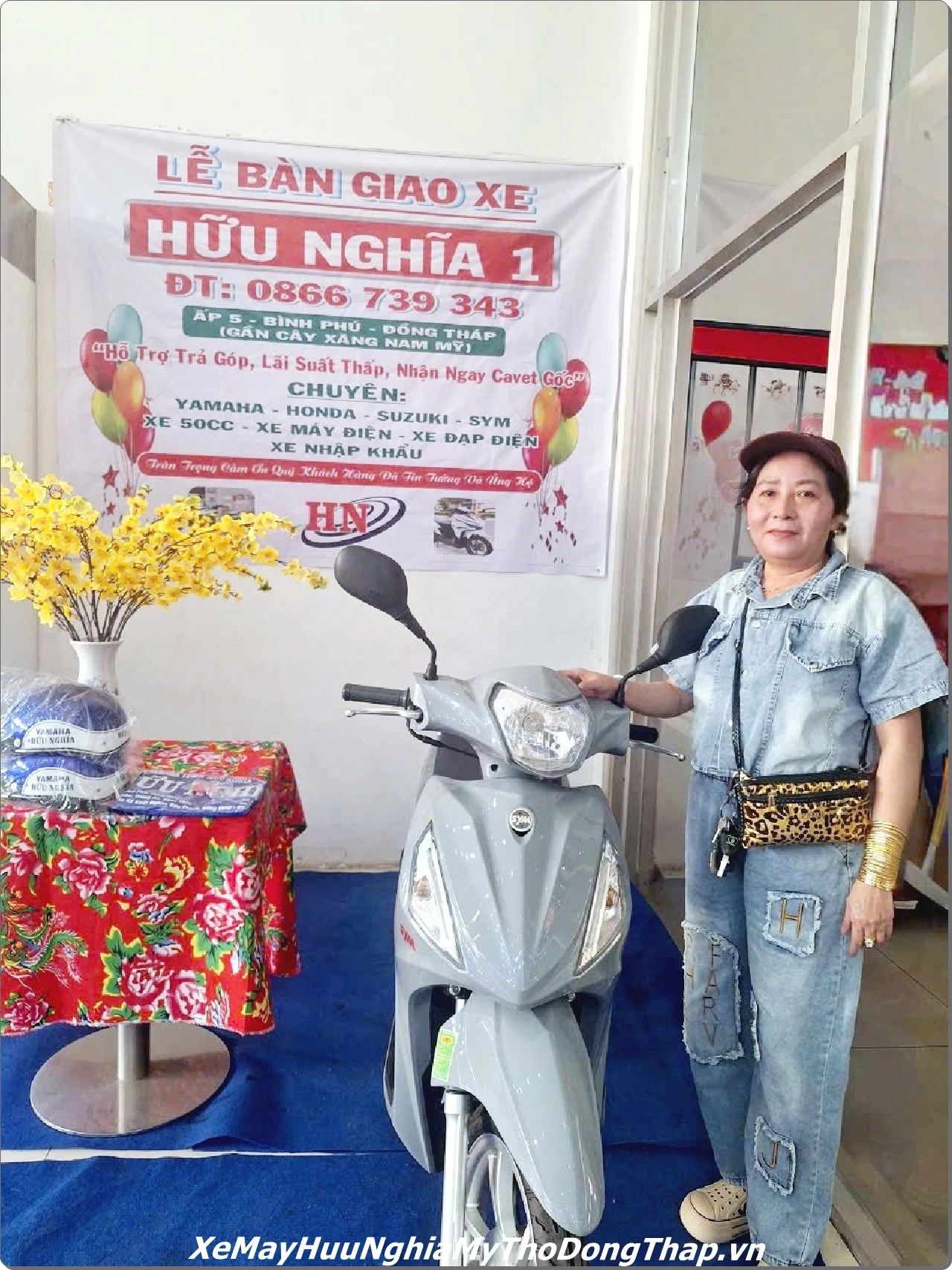Xe May Huu Nghia chuc Quy khach nam 2026 3