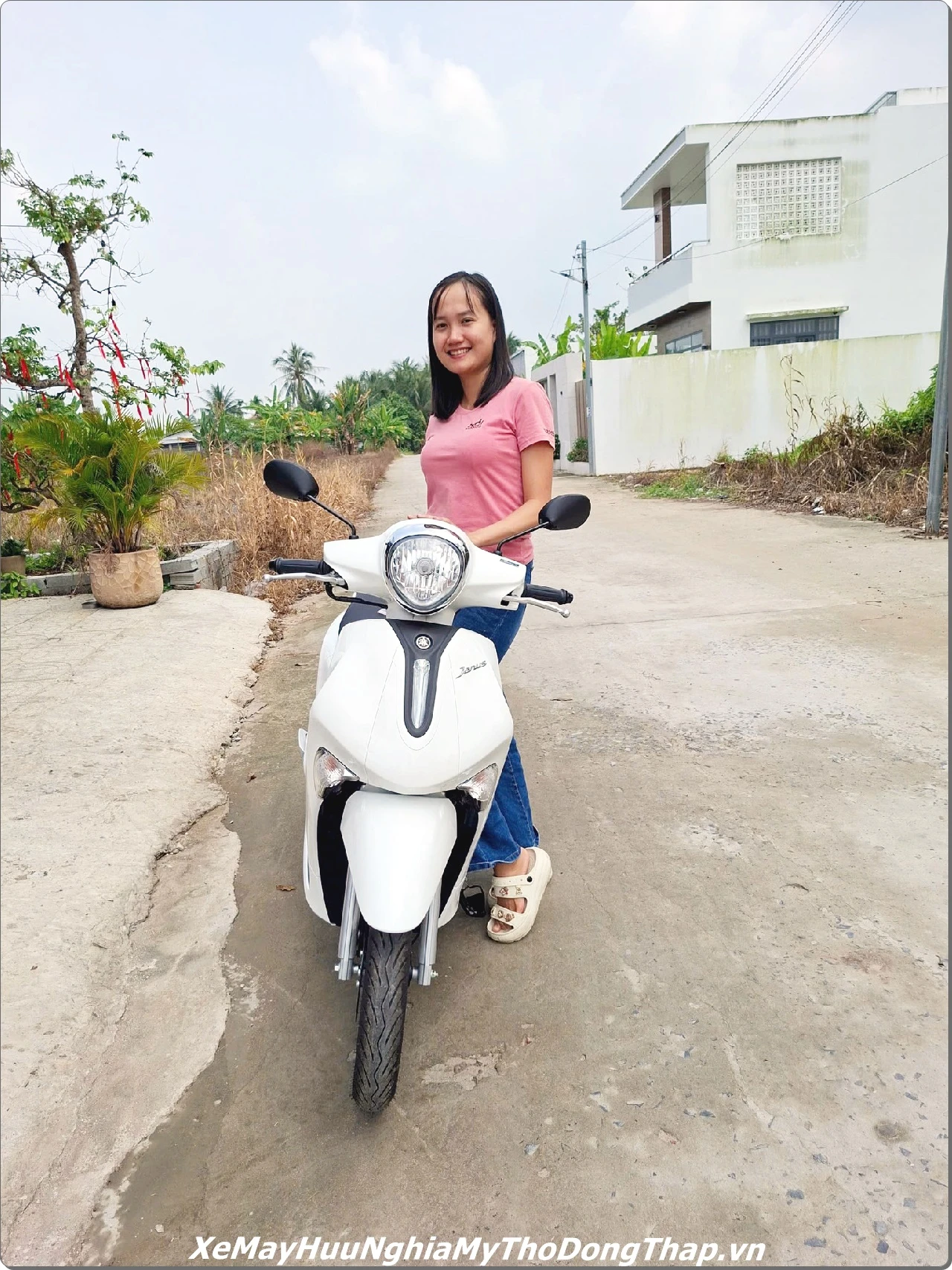 Xe May Huu Nghia chuc Quy khach nam 2026 7