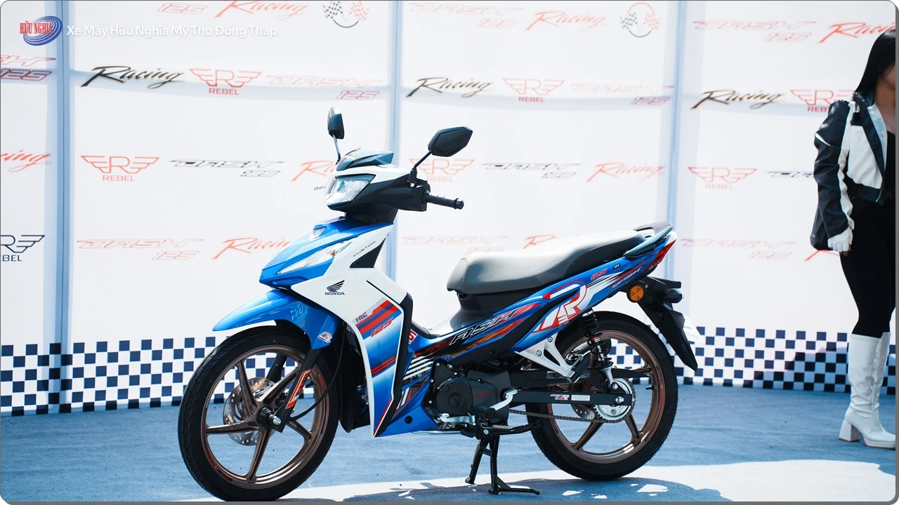 Honda Dash 125 2026 và bộ mâm 17 inch: Ảnh hưởng thế nào đến khả năng vận hành? 7 Honda Dash 125 nhap Malaysia 2026 23