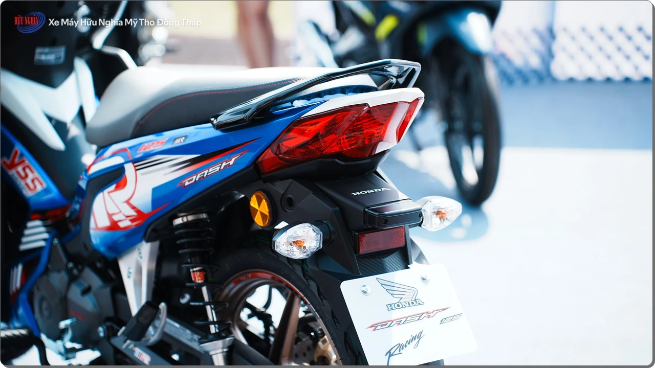 Honda Dash 125 2026 có gì ngoài chất Racing? Loạt trang bị đáng chú ý trên xe 7 Honda Dash 125 nhap Malaysia 2026 24