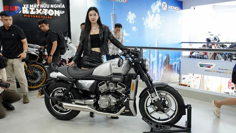 Hyosung GV350X