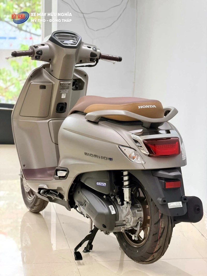 Honda Giorno 125+ nhập khẩu Thái Lan – Xe tay ga đẳng cấp dành cho người biết chơi xe 3 Honda Giorno 125 nhap khau Thai Lan – Xe tay ga dang cap danh cho nguoi biet choi xe 2