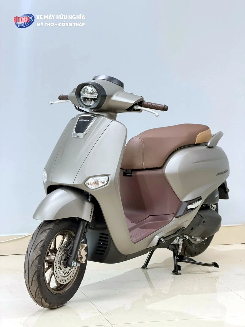 Honda Giorno 125+ nhập khẩu Thái Lan – Xe tay ga đẳng cấp dành cho người biết chơi xe 2 Honda Giorno 125 nhap khau Thai Lan – Xe tay ga dang cap danh cho nguoi biet choi xe 4