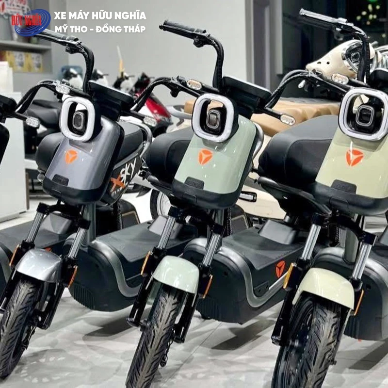 YADEA X-SKY – Mua xe điện cho con đi học, ba mẹ nên chọn chiếc xe đẹp, bền bỉ, tiết kiệm và đặc biệt phải chú trọng an toàn! 2 YADEA X SKY – Mua xe dien cho con di hoc ba me nen chon chiec xe dep ben bi tiet kiem va dac biet phai chu trong an toan 3