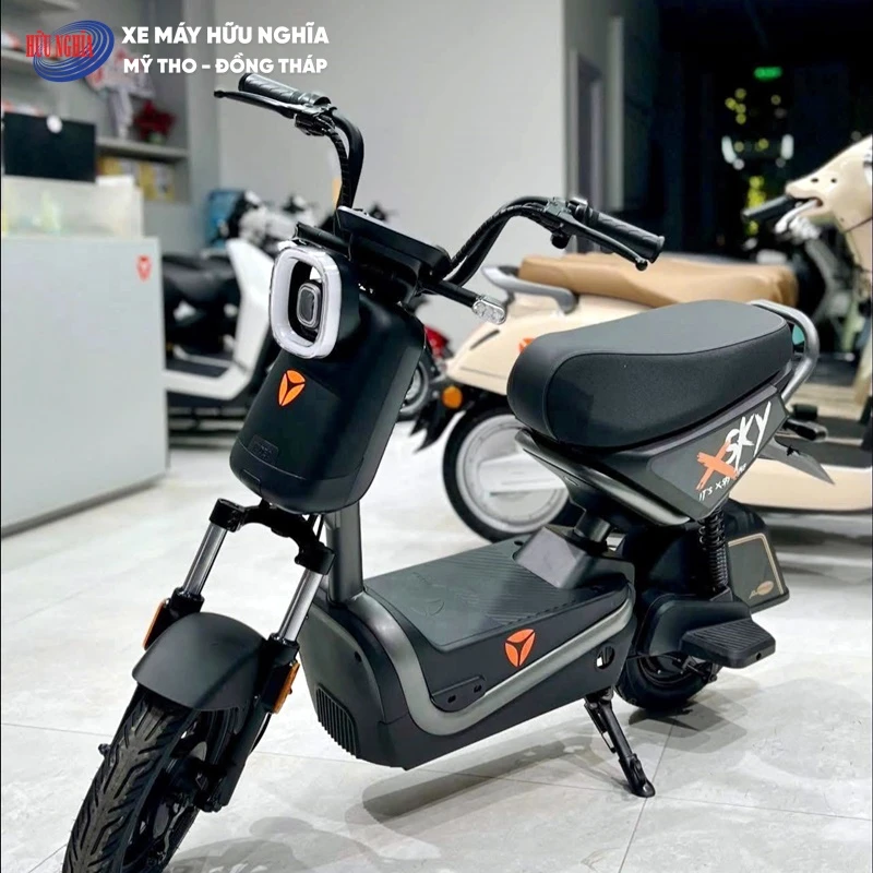 YADEA X-SKY – Mua xe điện cho con đi học, ba mẹ nên chọn chiếc xe đẹp, bền bỉ, tiết kiệm và đặc biệt phải chú trọng an toàn! 5 YADEA X SKY – Mua xe dien cho con di hoc ba me nen chon chiec xe dep ben bi tiet kiem va dac biet phai chu trong an toan 4